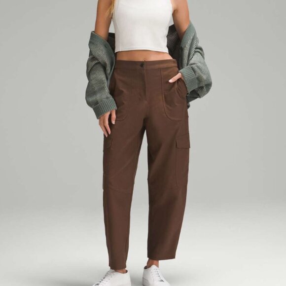 lululemo Pants - Women Lululemon Light Utilitech Cargo Pocket High-Rise Pant Java Size 29